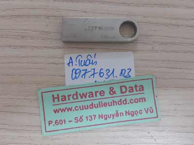 14-5 USB Kingston 16GB đòi format