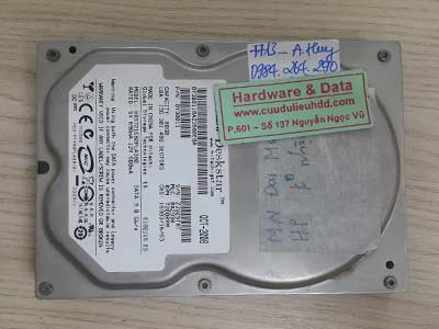7713 Hitachi GST Deskstar 80GB chết cơ