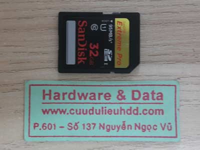 17-7 the 32GB mất dữ liệu