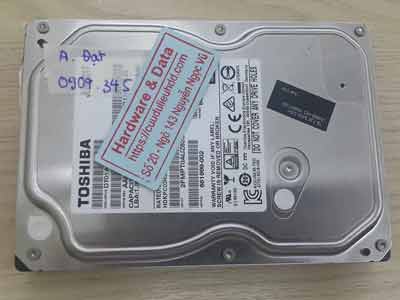 Cứu dữ liệu ổ cứng Toshiba 500GB chết cơ