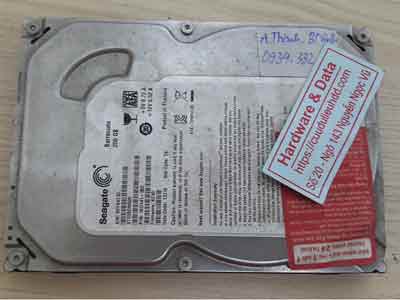 cứu dữ liệu ổ cứng Seagate 250GB chết cơ