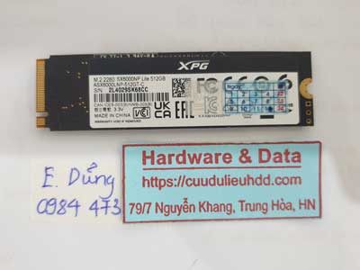 15935---SSD-512-Adata