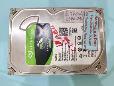 15973---ST500DM002